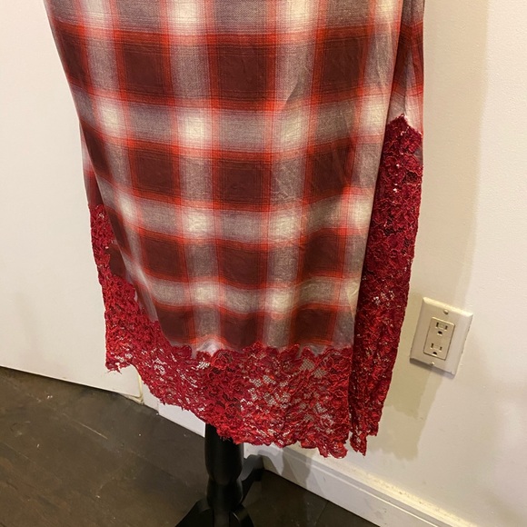 Divine Heritage Camisole - Picture 5 of 6